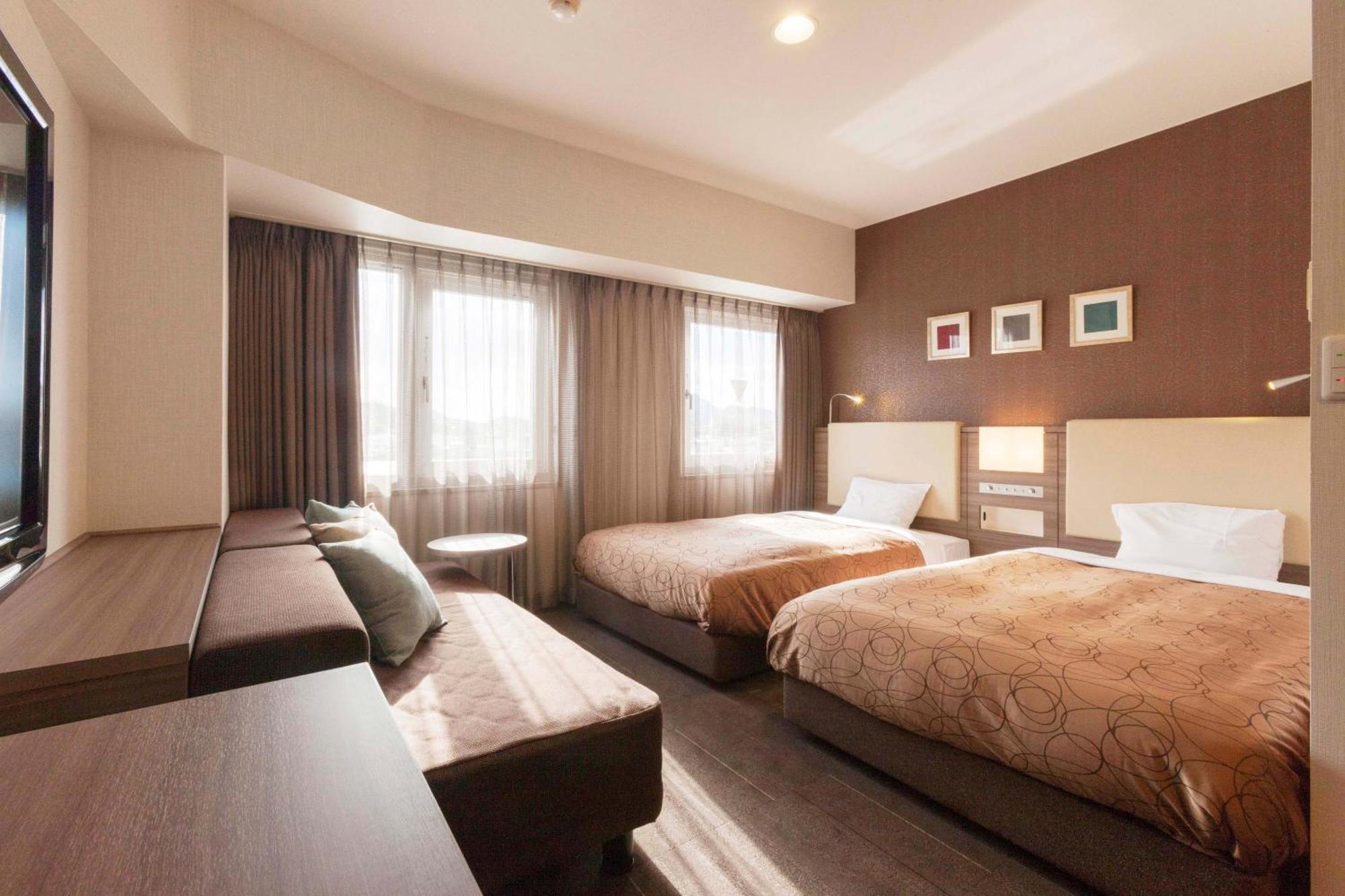 Onomichi Royal Hotel Eksteriør bilde